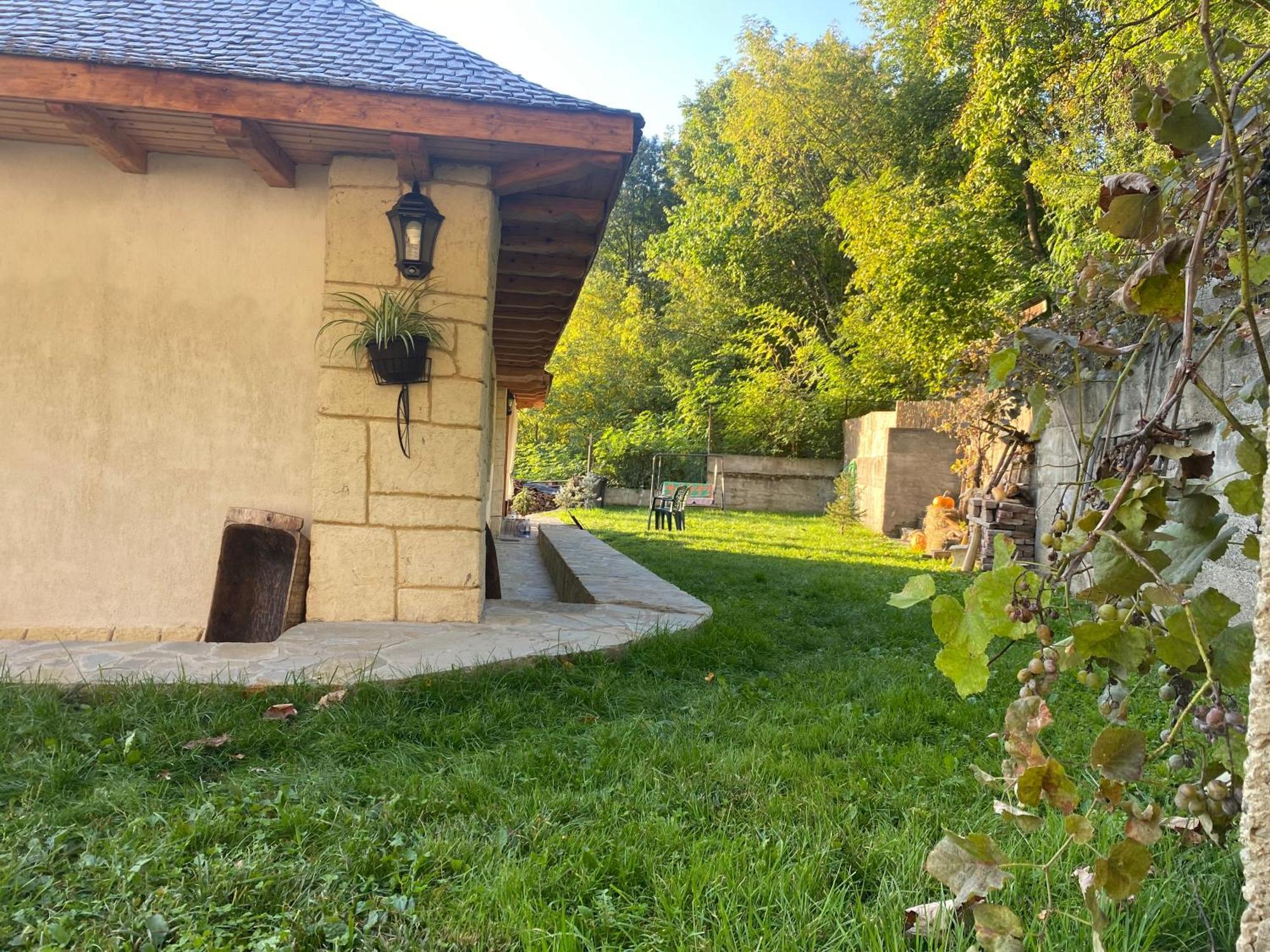 Casa Cu Sindrila Βίλα Vălenii de Munte Εξωτερικό φωτογραφία