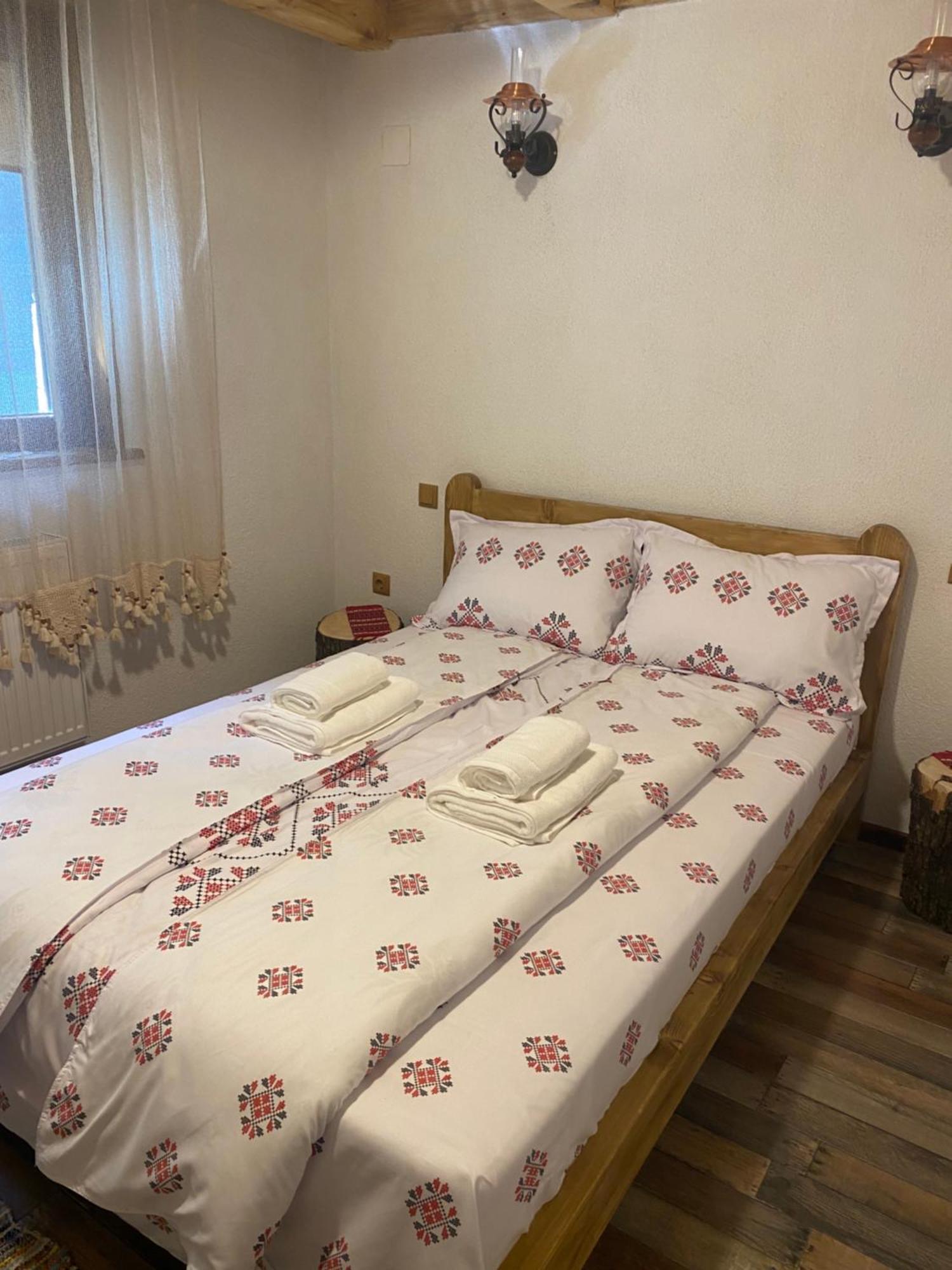 Casa Cu Sindrila Βίλα Vălenii de Munte Εξωτερικό φωτογραφία