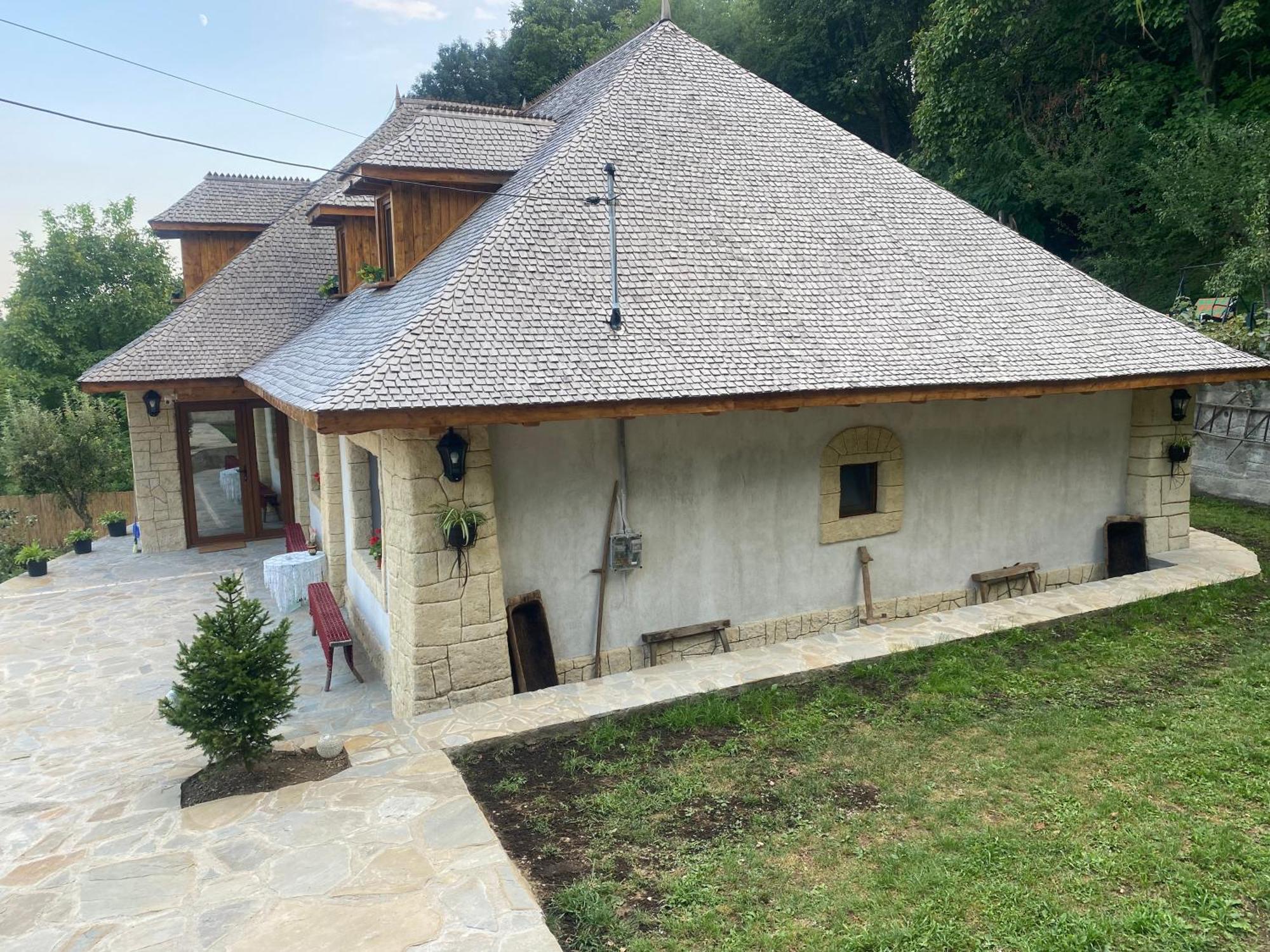 Casa Cu Sindrila Βίλα Vălenii de Munte Εξωτερικό φωτογραφία