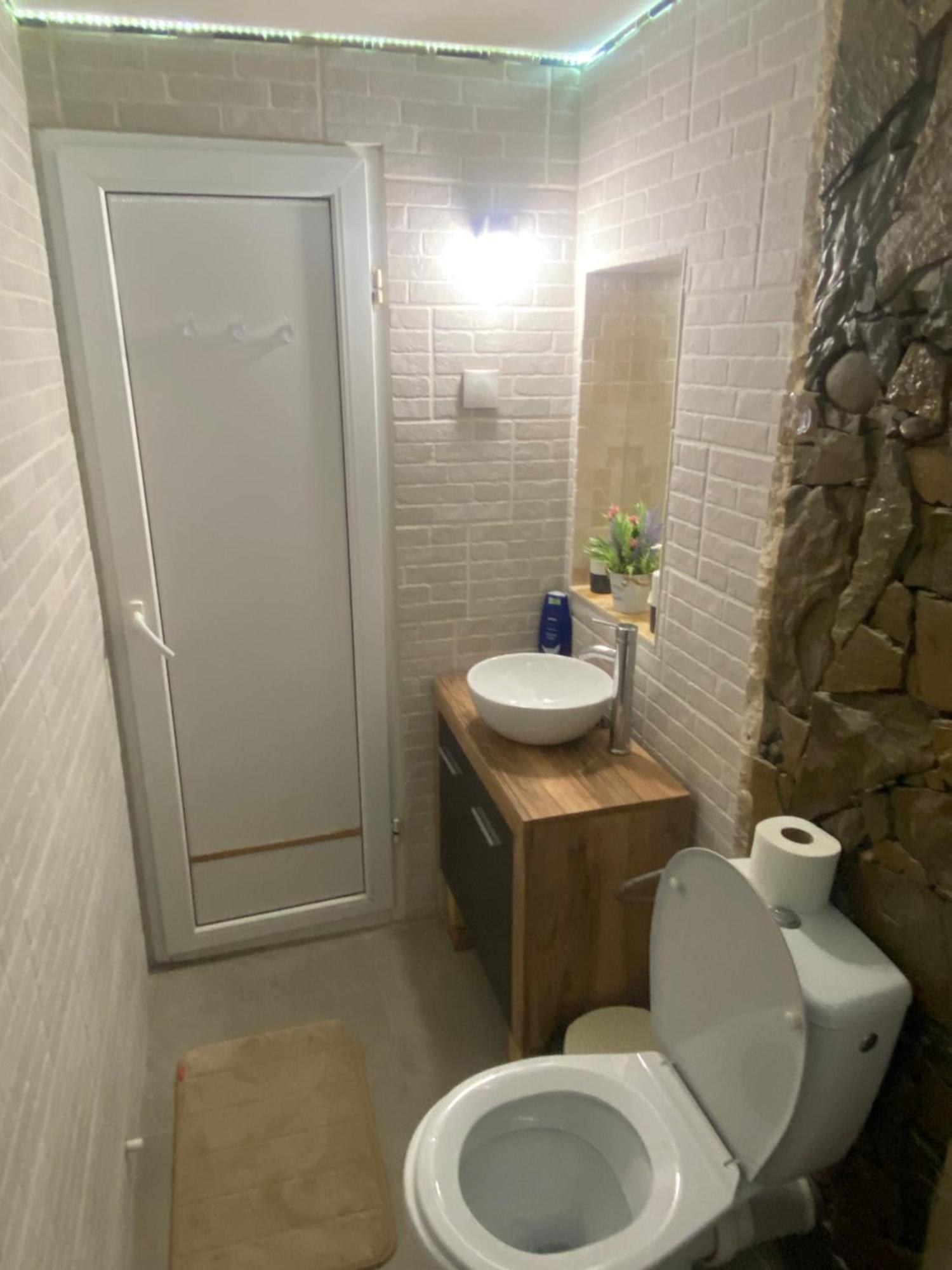 Casa Cu Sindrila Βίλα Vălenii de Munte Εξωτερικό φωτογραφία
