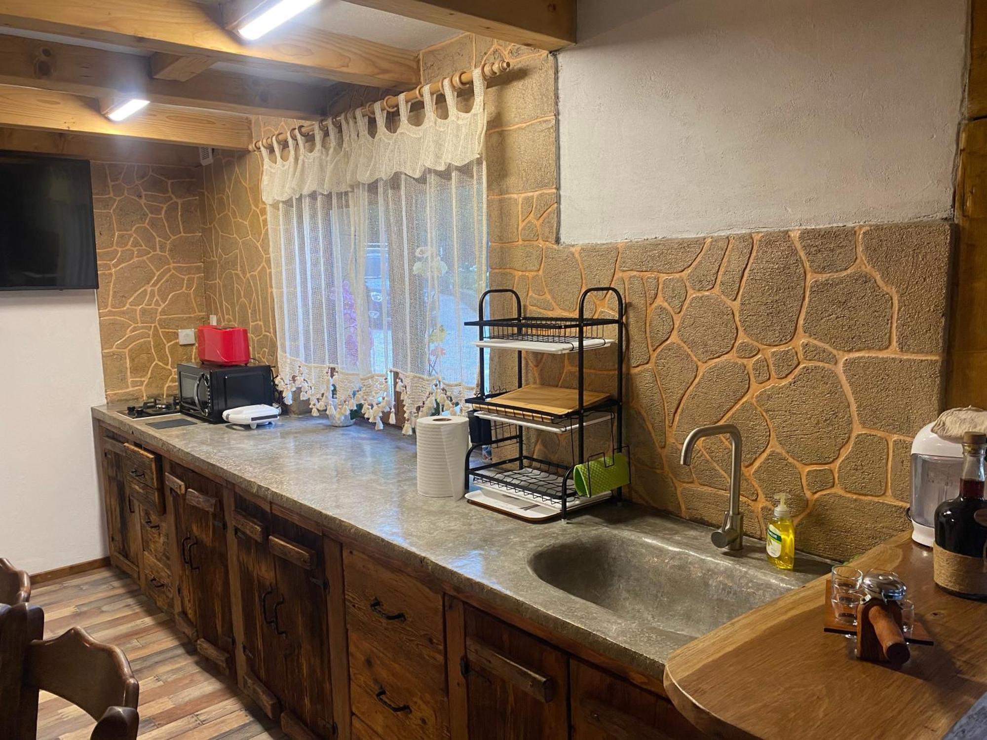Casa Cu Sindrila Βίλα Vălenii de Munte Εξωτερικό φωτογραφία