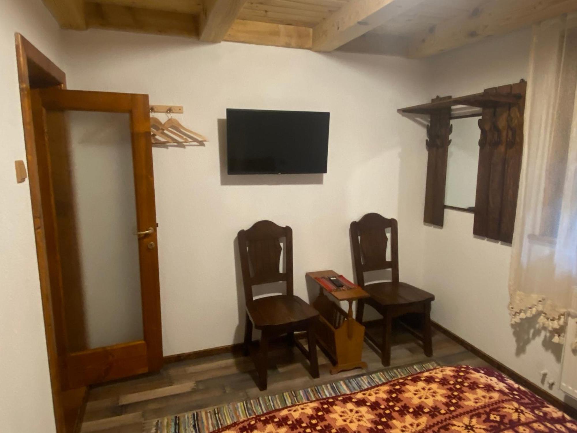 Casa Cu Sindrila Βίλα Vălenii de Munte Εξωτερικό φωτογραφία