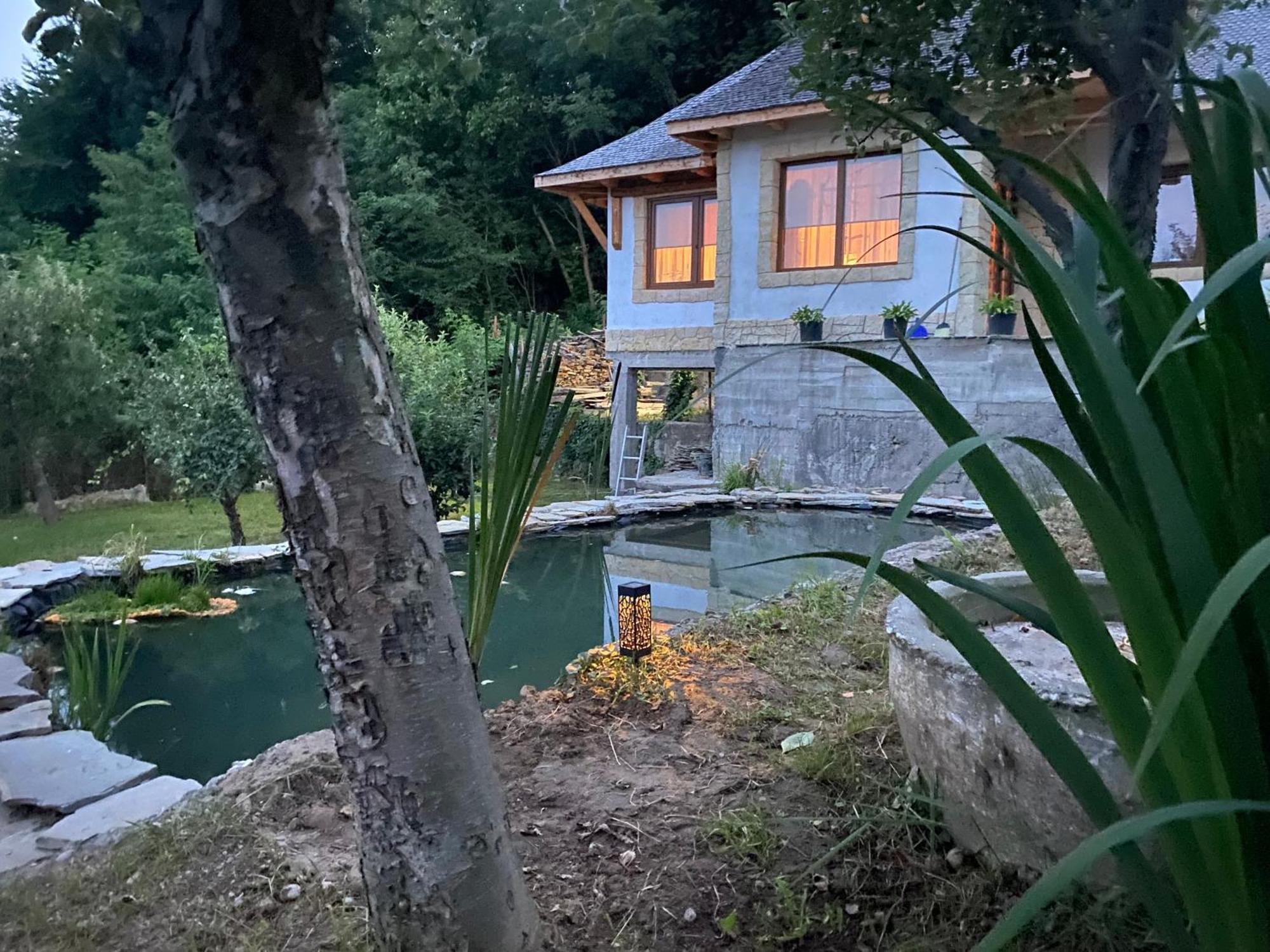 Casa Cu Sindrila Βίλα Vălenii de Munte Εξωτερικό φωτογραφία