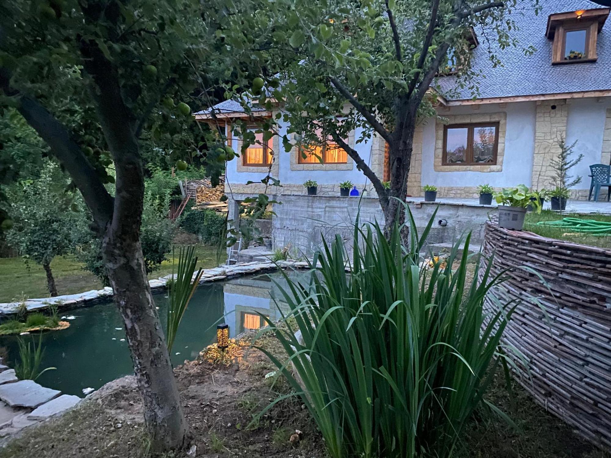 Casa Cu Sindrila Βίλα Vălenii de Munte Εξωτερικό φωτογραφία